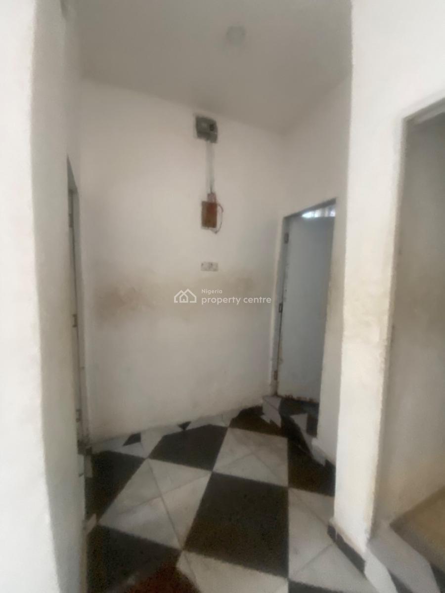 Luxuriously Nice Spacious Mini Flat Apartment with Excellent, 13, Mojudu Road, Rafiu Street Lekki Axis, Abijo, Lekki, Lagos, Mini Flat (room and Parlour) for Rent