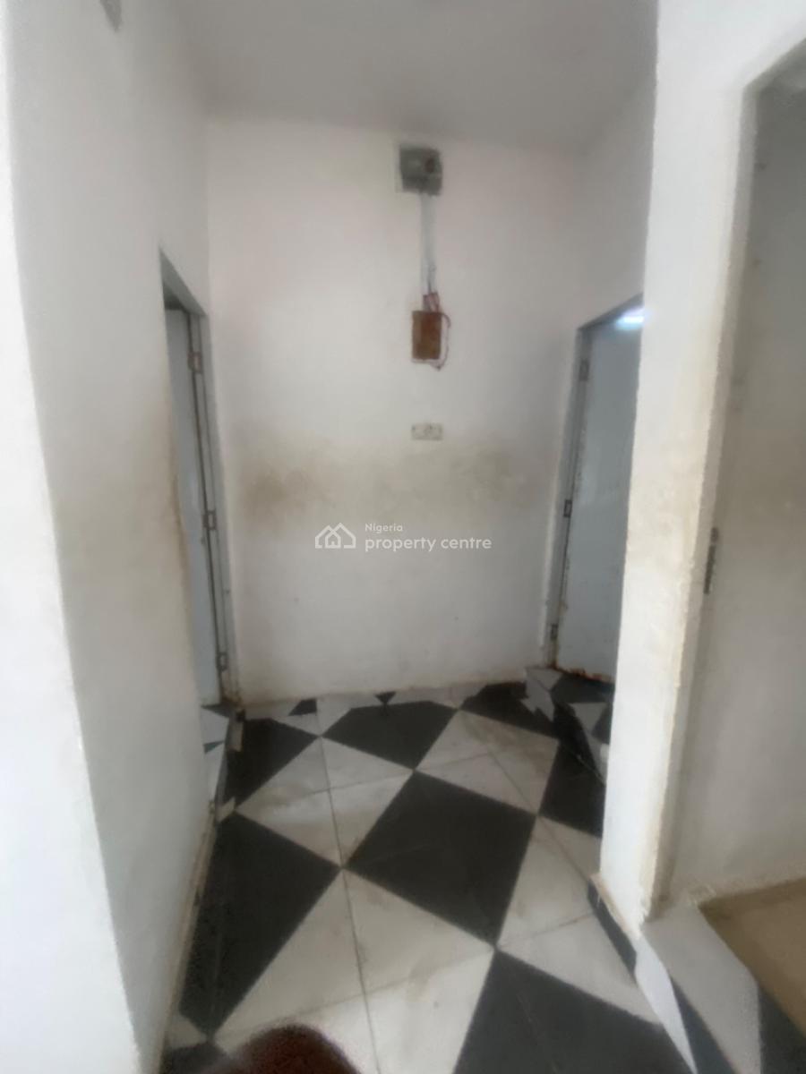 Luxuriously Nice Spacious Mini Flat Apartment with Excellent, 13, Mojudu Road, Rafiu Street Lekki Axis, Abijo, Lekki, Lagos, Mini Flat (room and Parlour) for Rent