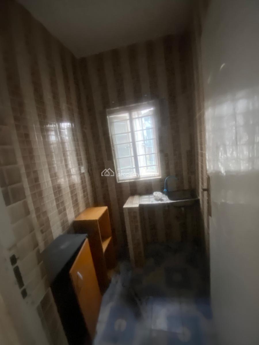 Luxuriously Nice Spacious Mini Flat Apartment with Excellent, 13, Mojudu Road, Rafiu Street Lekki Axis, Abijo, Lekki, Lagos, Mini Flat (room and Parlour) for Rent