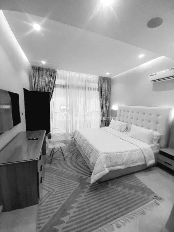 For Rent 2, Lekki Phase 1, Lekki, Lagos 2 Beds, 2 Baths Nigeria