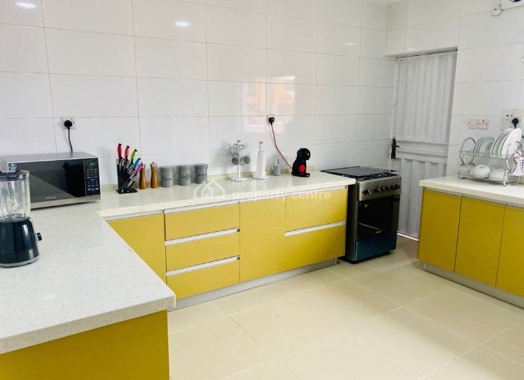 3 Bedrooms Apartment, Victoria Island (vi), Lagos, Flat / Apartment Short Let