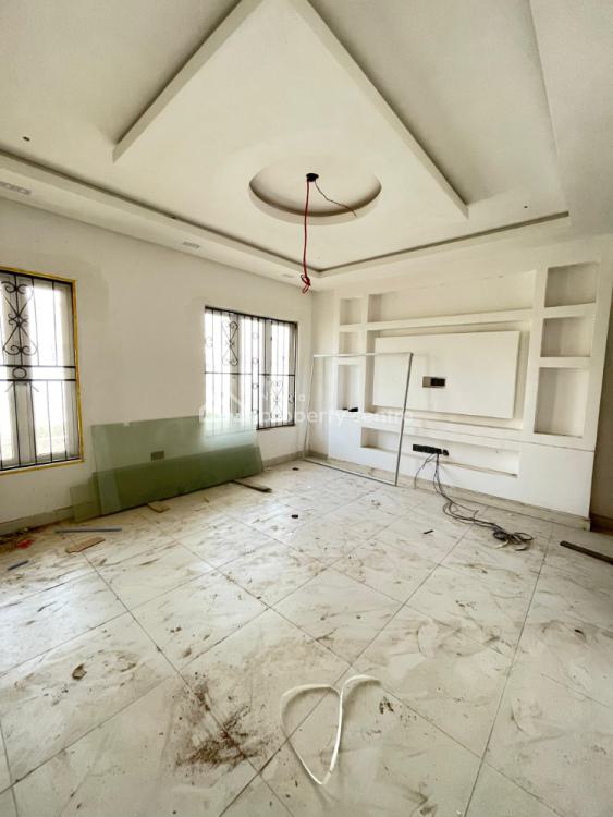4 Bedroom Maisonette, Oniru, Victoria Island (vi), Lagos, Block of Flats for Sale