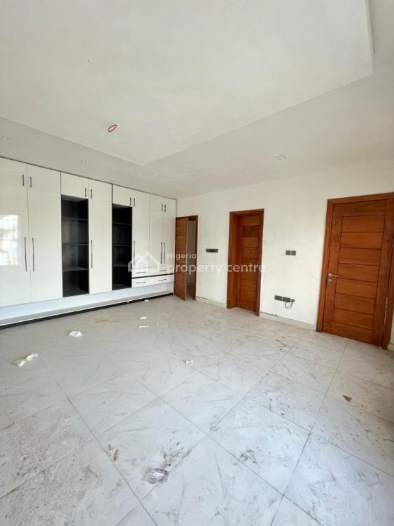 4 Bedroom Maisonette, Oniru, Victoria Island (vi), Lagos, Block of Flats for Sale