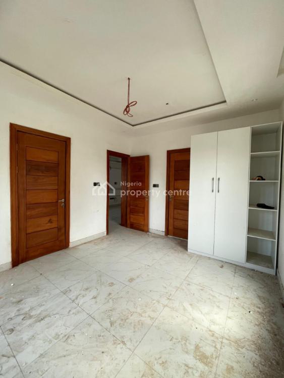 4 Bedroom Maisonette, Oniru, Victoria Island (vi), Lagos, Block of Flats for Sale