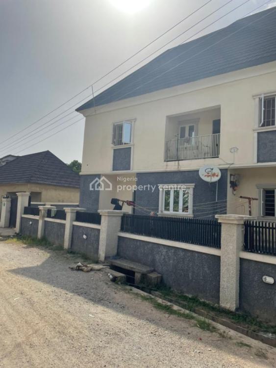 Distress 3 Bedroom Duplex in a Serene Estate Facility, 2, Linktin Orchad Estate, Jabi, Abuja, Semi-detached Duplex for Sale