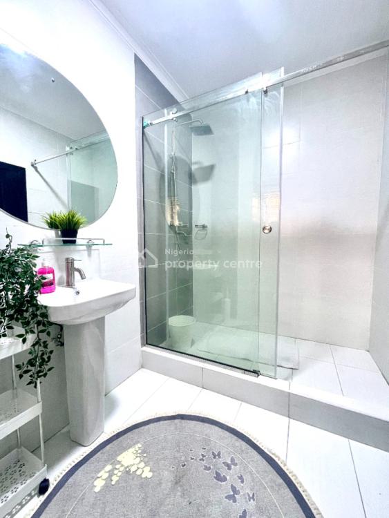 Modern 3 Bedrooms Apartment with Bq, Fatai Idowu Arobieke Street, Lekki Phase 1, Lekki, Lagos, Flat / Apartment for Rent