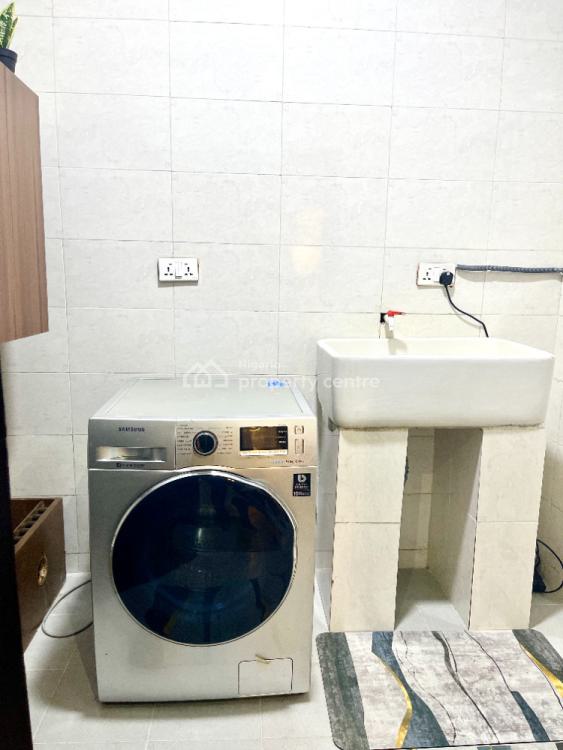 Modern 3 Bedrooms Apartment with Bq, Fatai Idowu Arobieke Street, Lekki Phase 1, Lekki, Lagos, Flat / Apartment for Rent