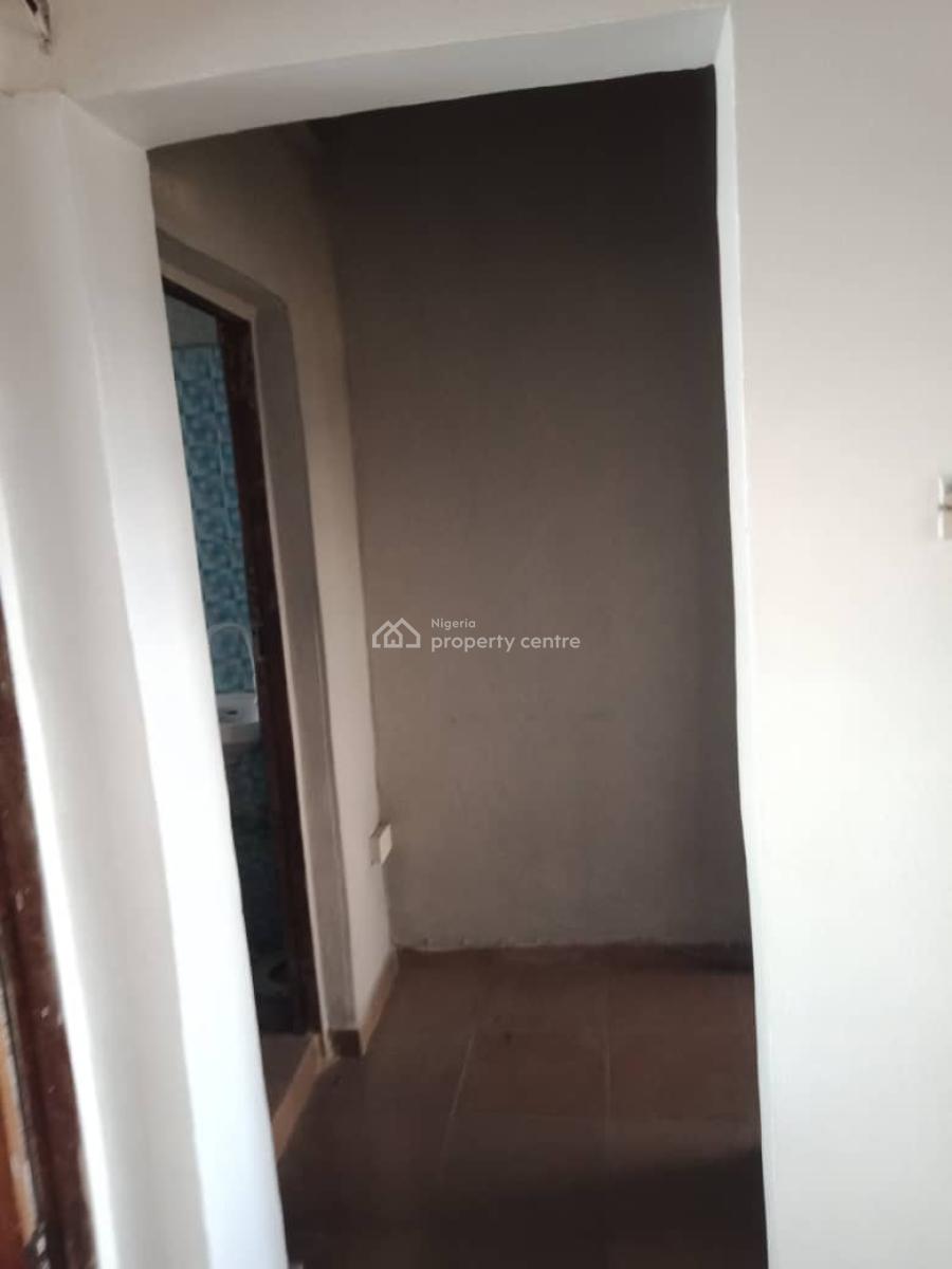 Luxuriously Spacious Self Contain with Excellent Finishing, No 14a, Suru Street, Sangotedo, Ajah, Lagos, Self Contain (single Rooms) for Rent