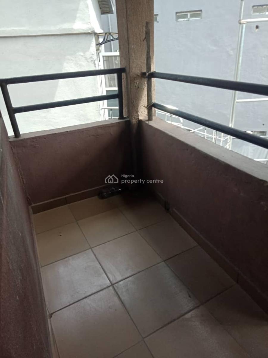 Luxuriously Spacious Self Contain with Excellent Finishing, No 14a, Suru Street, Sangotedo, Ajah, Lagos, Self Contain (single Rooms) for Rent