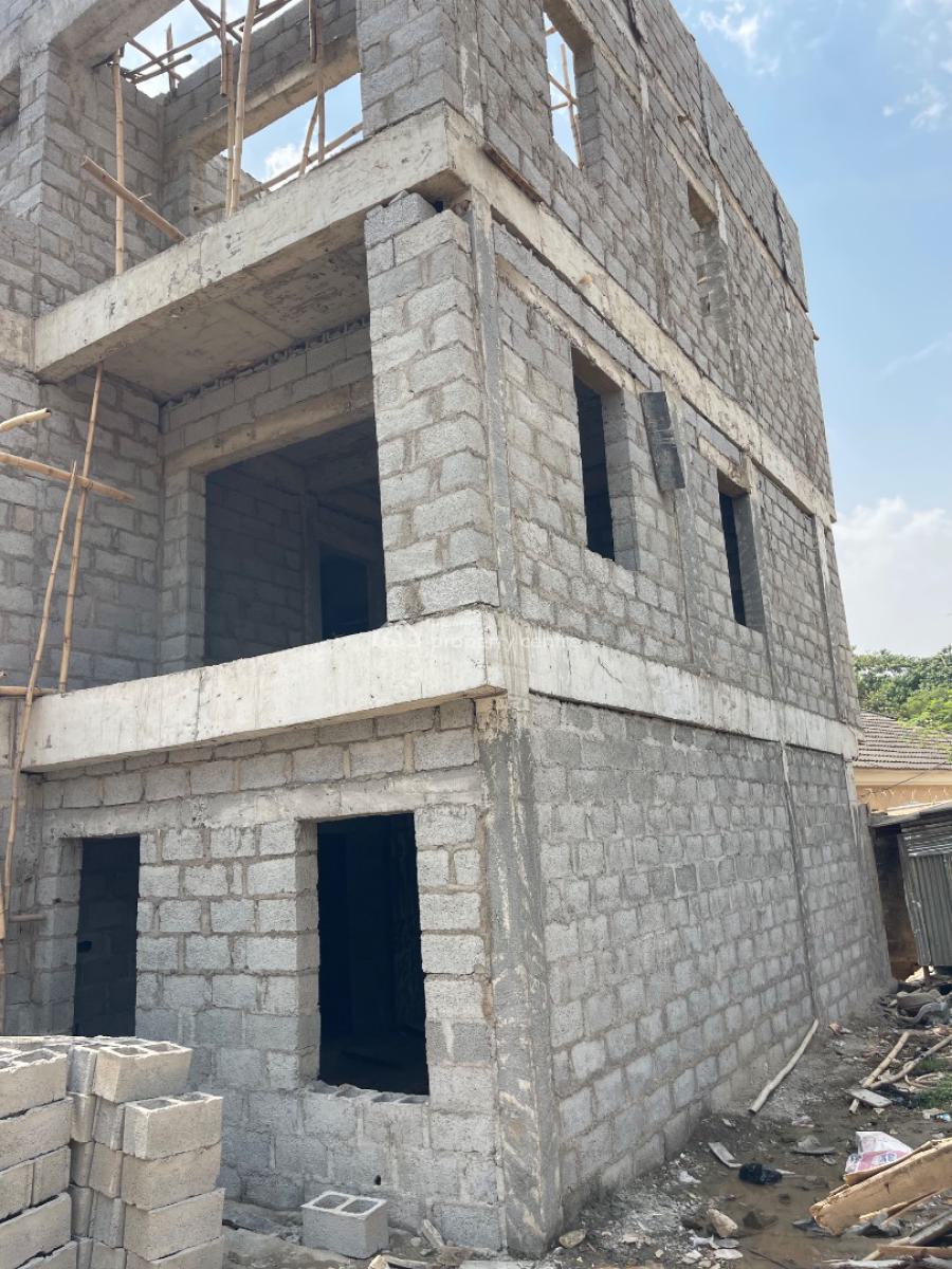 a Luxurious 4 Bedrooms with Bq,2 Sitting Room and Study Area, Zone 5, Wuse, Abuja, Semi-detached Duplex for Sale