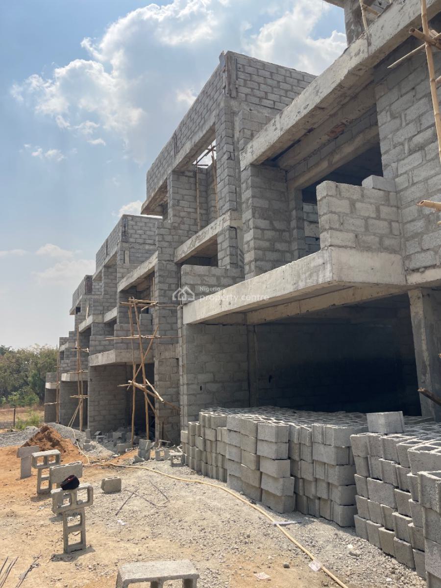 a Luxurious 4 Bedrooms with Bq,2 Sitting Room and Study Area, Zone 5, Wuse, Abuja, Semi-detached Duplex for Sale