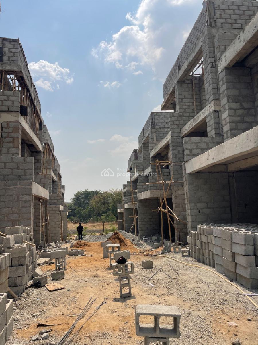 a Luxurious 4 Bedrooms with Bq,2 Sitting Room and Study Area, Zone 5, Wuse, Abuja, Semi-detached Duplex for Sale