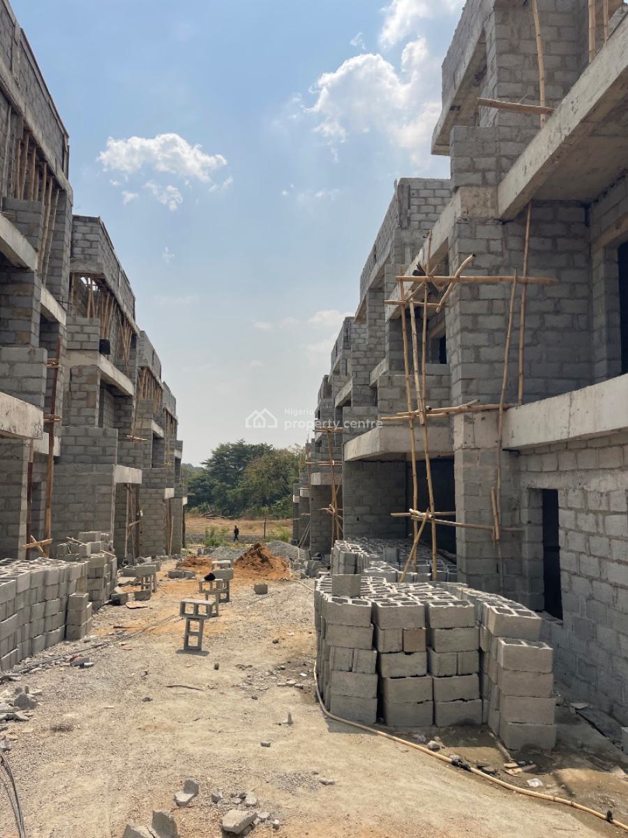 a Luxurious 4 Bedrooms with Bq,2 Sitting Room and Study Area, Zone 5, Wuse, Abuja, Semi-detached Duplex for Sale