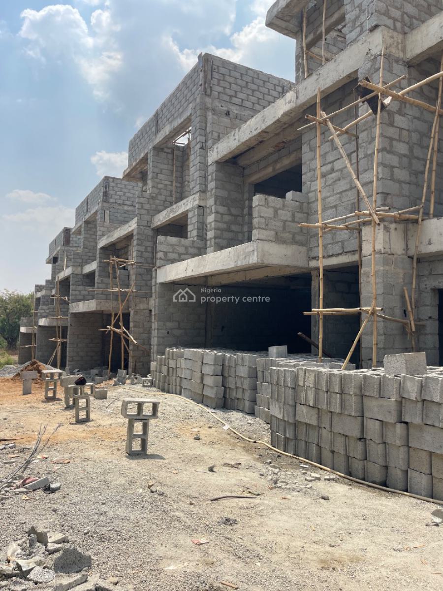 a Luxurious 4 Bedrooms with Bq,2 Sitting Room and Study Area, Zone 5, Wuse, Abuja, Semi-detached Duplex for Sale