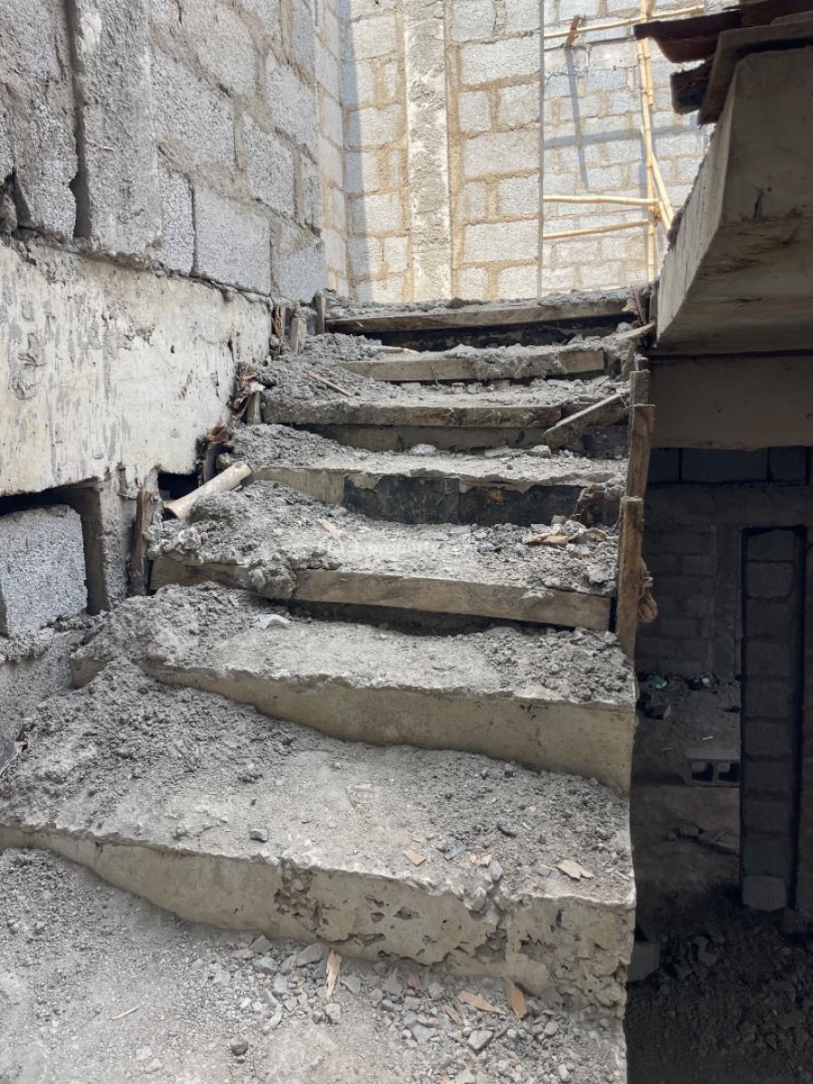 a Luxurious 4 Bedrooms with Bq,2 Sitting Room and Study Area, Zone 5, Wuse, Abuja, Semi-detached Duplex for Sale