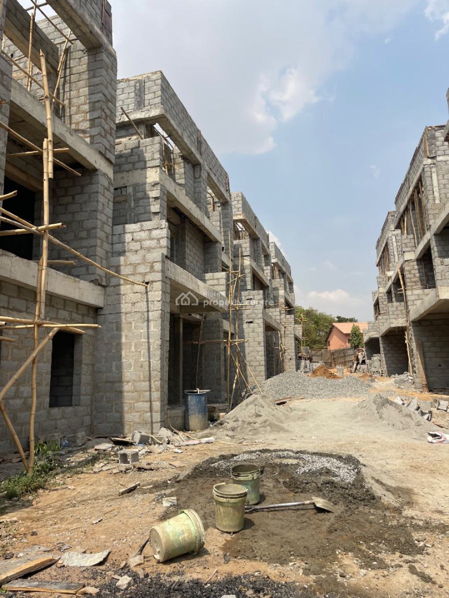 a Luxurious 4 Bedrooms with Bq,2 Sitting Room and Study Area, Zone 5, Wuse, Abuja, Semi-detached Duplex for Sale