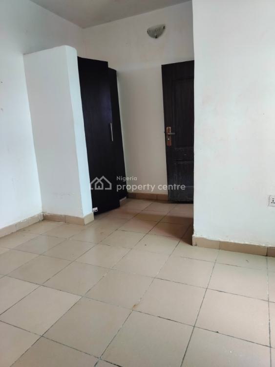 Very Sharp Room and Parlor Close to The Estate Gate, Greenville Estate, Badore, Ajah, Lagos, Mini Flat (room and Parlour) for Rent