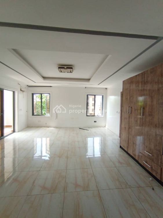 For Rent 3 Bedroom Apartment, Victoria Island (VI), Lagos 3 Beds