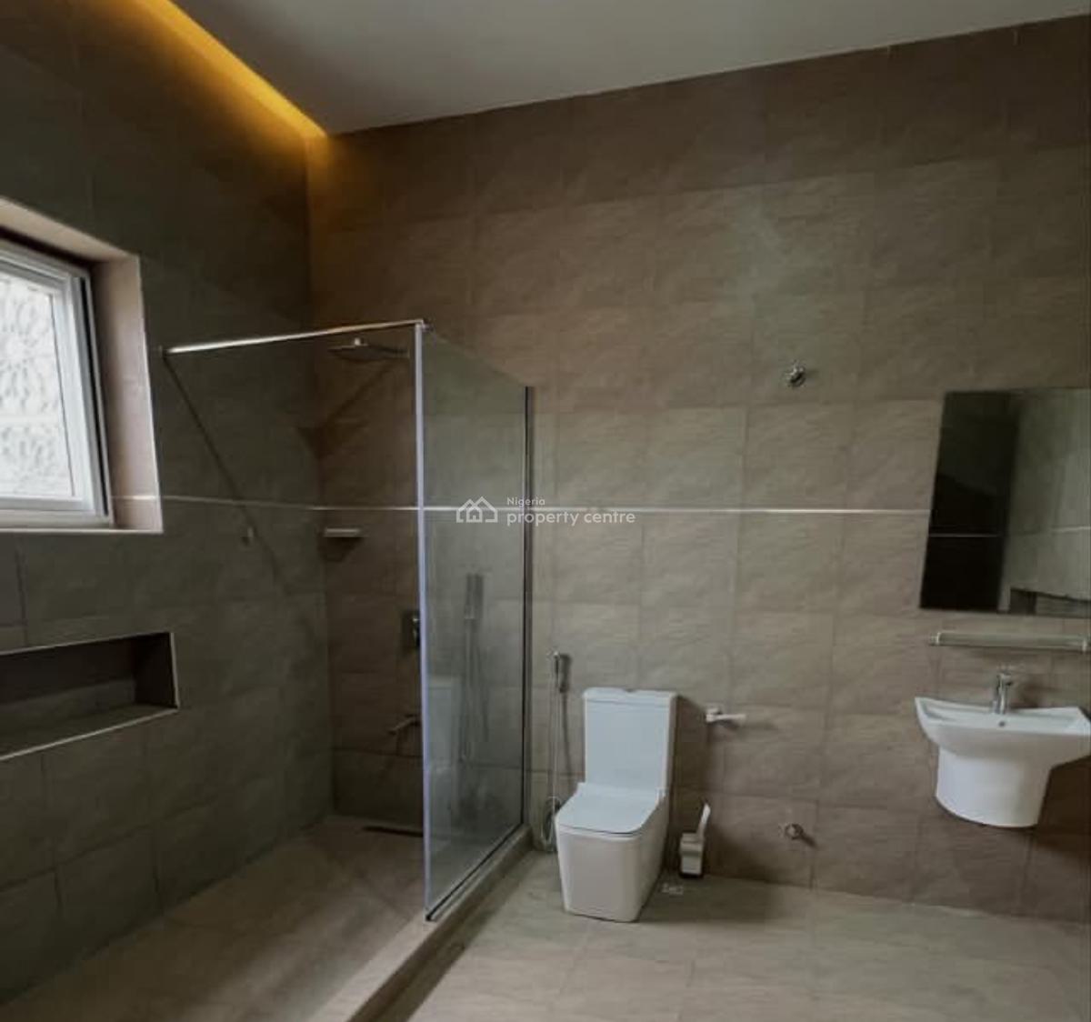 5 Bedrooms Detached Duplex with Bq, Wuse, Abuja, Detached Duplex for Sale