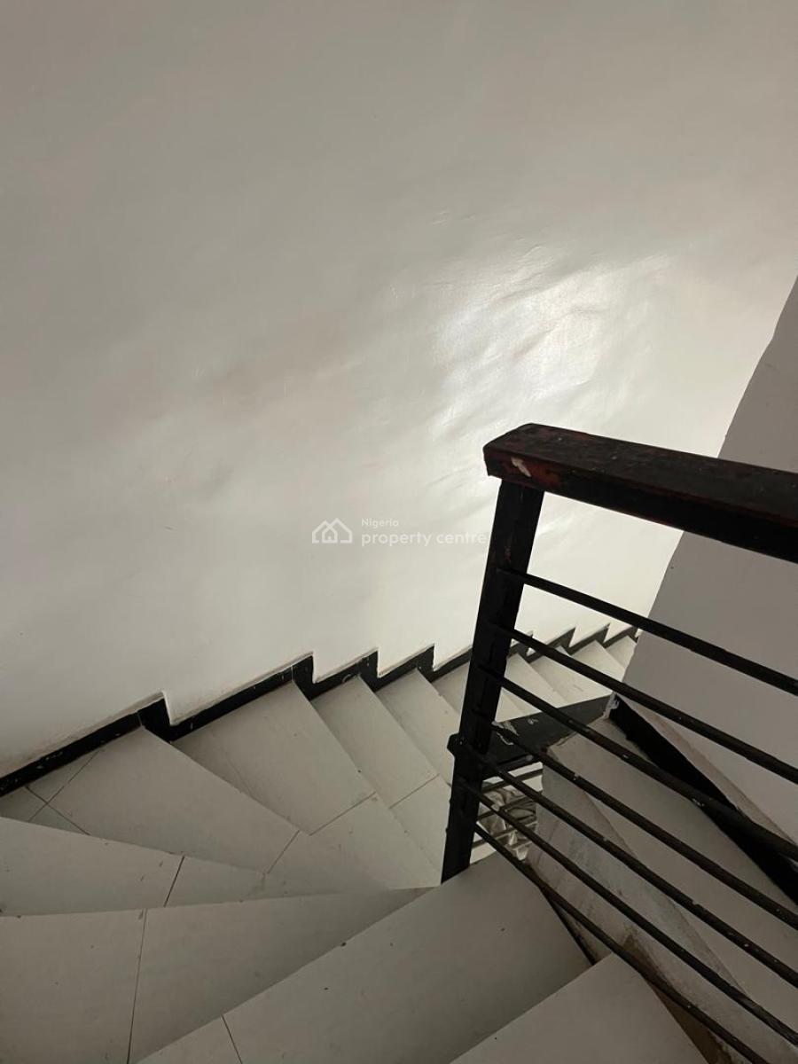 Luxuriously Spacious 2bedroom Duplex  with Excellent Finishing, 13a, Dimeje Bankole Street Sangotedo, Sangotedo, Ajah, Lagos, Terraced Duplex for Rent