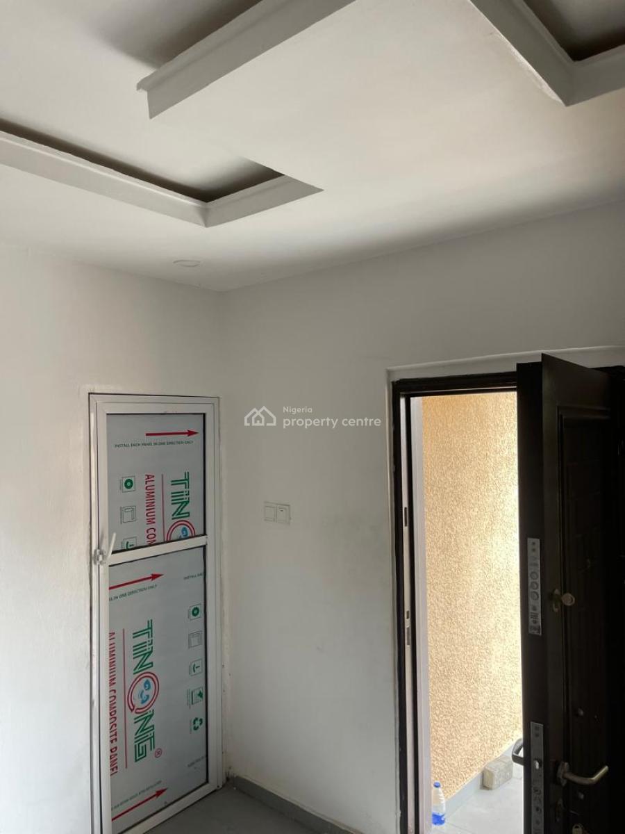 Luxuriously Spacious 2bedroom Duplex  with Excellent Finishing, 13a, Dimeje Bankole Street Sangotedo, Sangotedo, Ajah, Lagos, Terraced Duplex for Rent