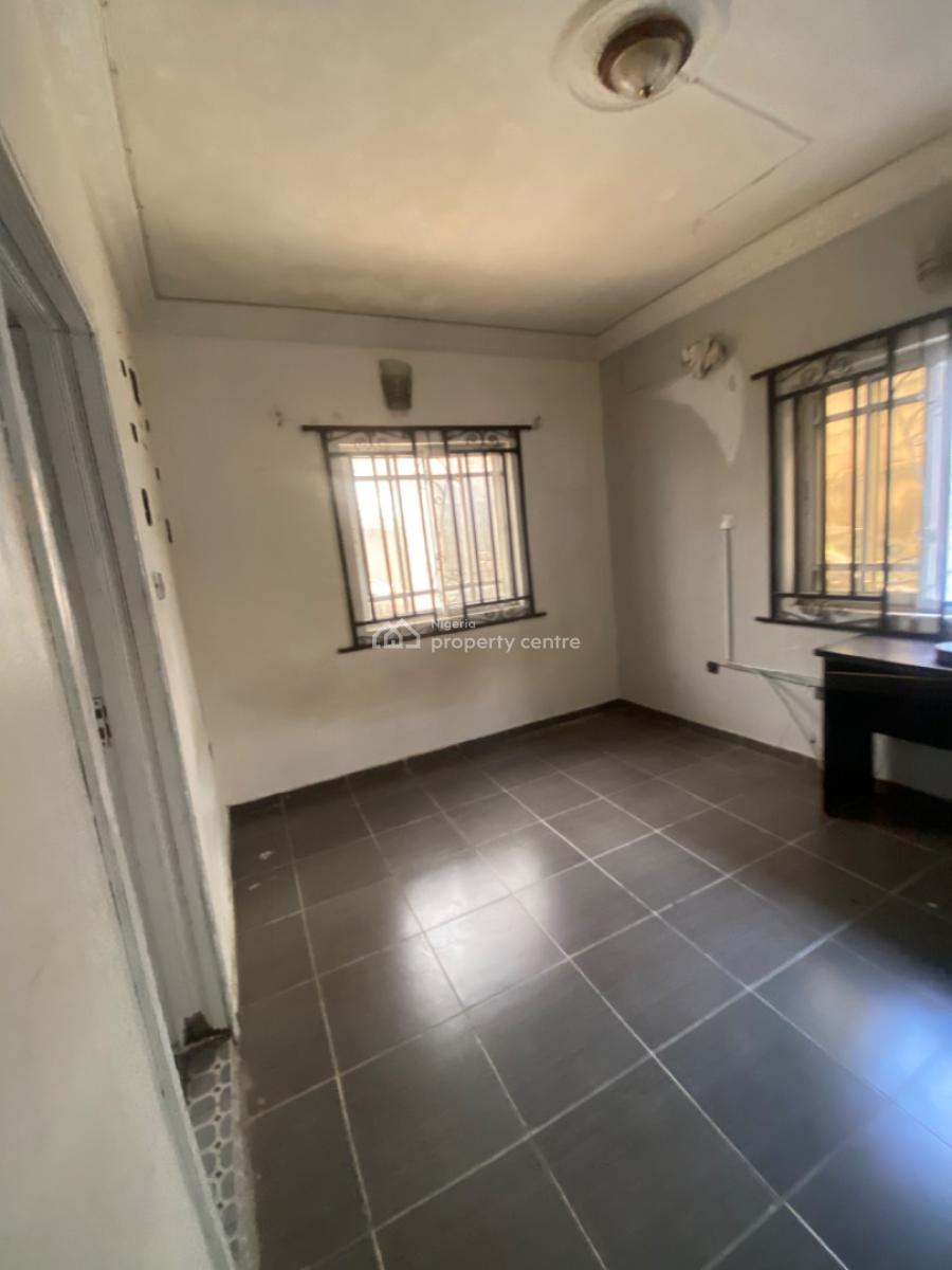 Luxuriously Spacious 2 Bedrooms Flat with Excellent Finishing, 13a, Dimeje Bankole Street, Sangotedo, Ajah, Lagos, Flat / Apartment for Rent