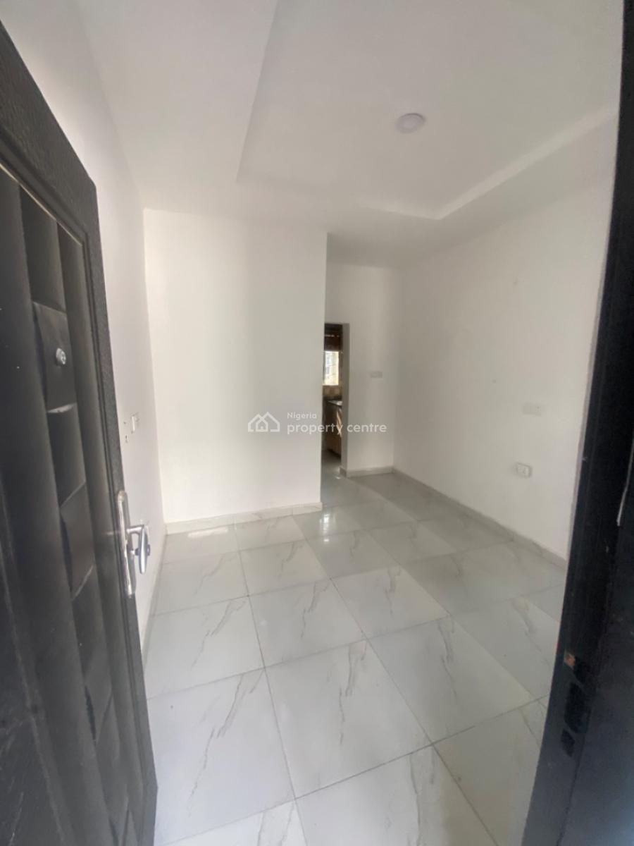 Luxuriously Spacious Self Contain with Excellent Finishing, 13 a Bode Street, Awoyaya, Ibeju Lekki, Lagos, Self Contain (single Rooms) for Rent