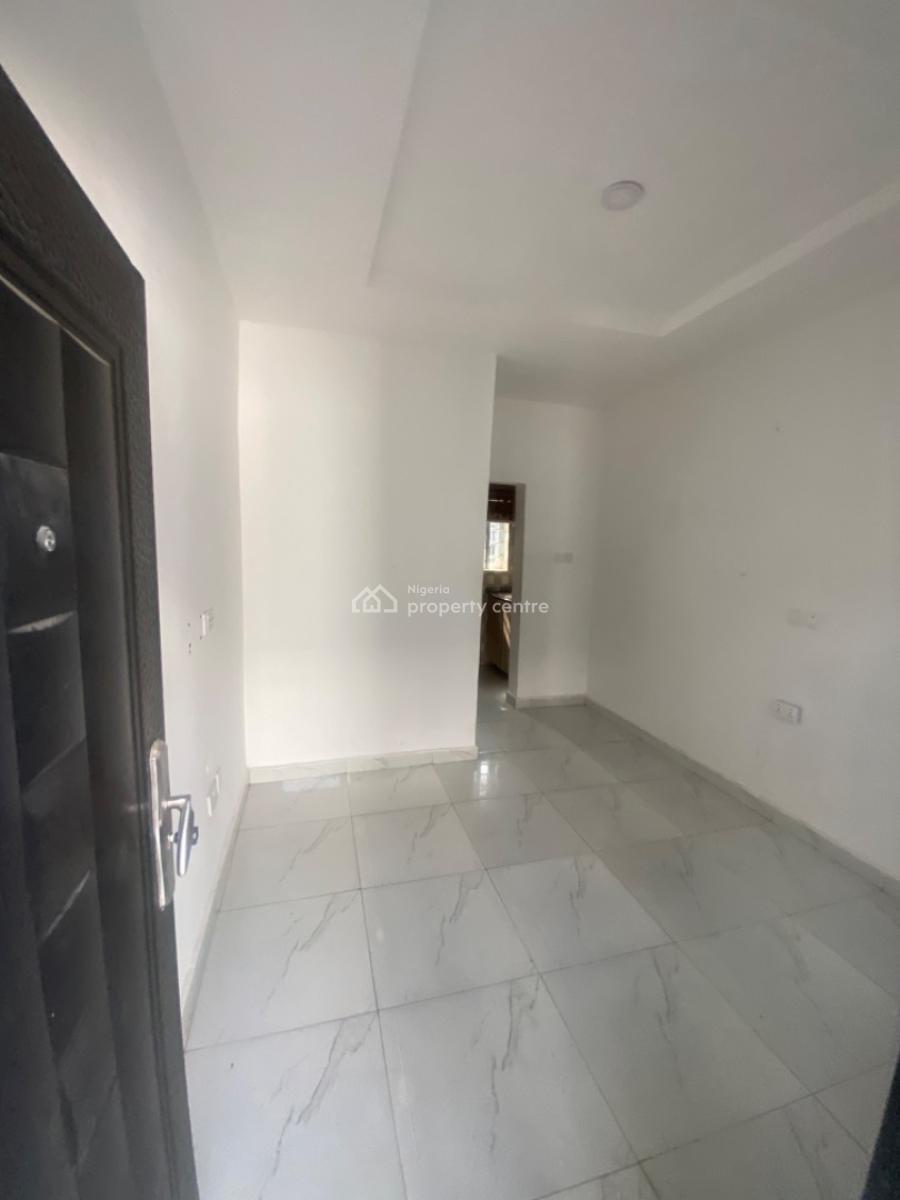 Luxuriously Spacious Self Contain with Excellent Finishing, 13 a Bode Street, Awoyaya, Ibeju Lekki, Lagos, Self Contain (single Rooms) for Rent