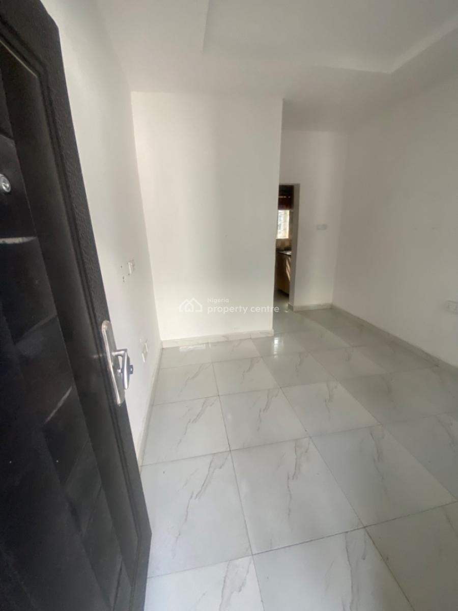 Luxuriously Spacious Self Contain with Excellent Finishing, 13 a Bode Street, Awoyaya, Ibeju Lekki, Lagos, Self Contain (single Rooms) for Rent
