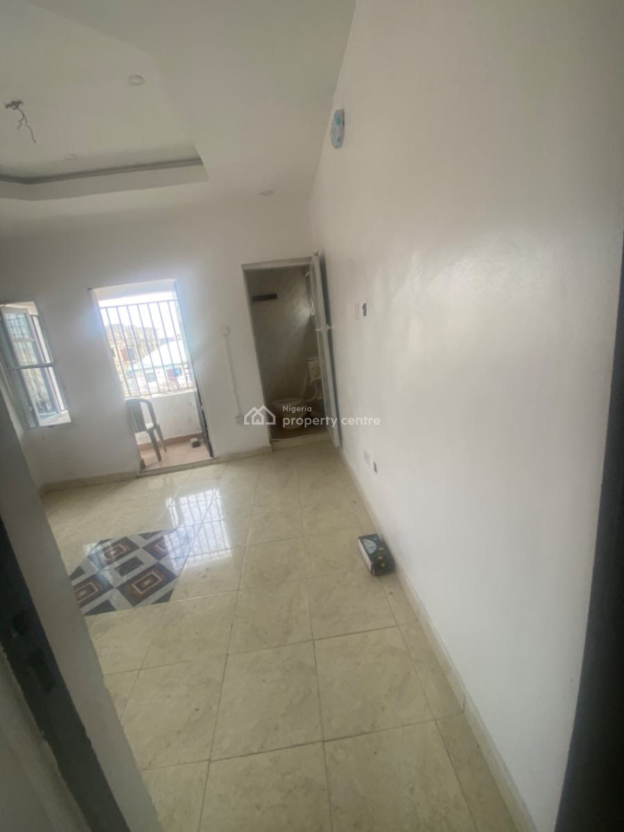 Luxuriously Spacious Mini Flat with Excellent Finishing, 25, Muyiwa Street, Sangotedo, Ajah, Lagos, Self Contain (single Rooms) for Rent