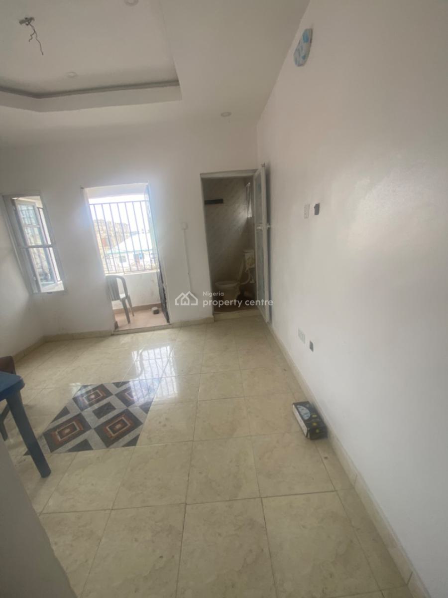 Luxuriously Spacious Mini Flat with Excellent Finishing, 25, Muyiwa Street, Sangotedo, Ajah, Lagos, Self Contain (single Rooms) for Rent