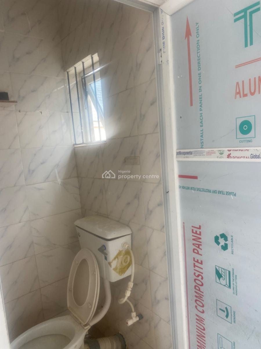 Luxuriously Spacious Mini Flat with Excellent Finishing, 25, Muyiwa Street, Sangotedo, Ajah, Lagos, Self Contain (single Rooms) for Rent