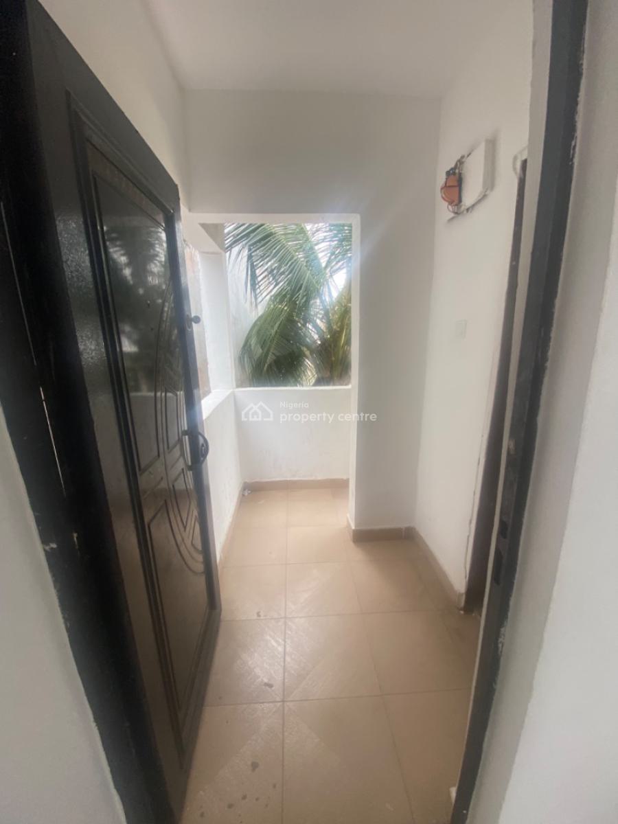 Luxuriously Spacious Mini Flat with Excellent Finishing, 25, Muyiwa Street, Sangotedo, Ajah, Lagos, Self Contain (single Rooms) for Rent