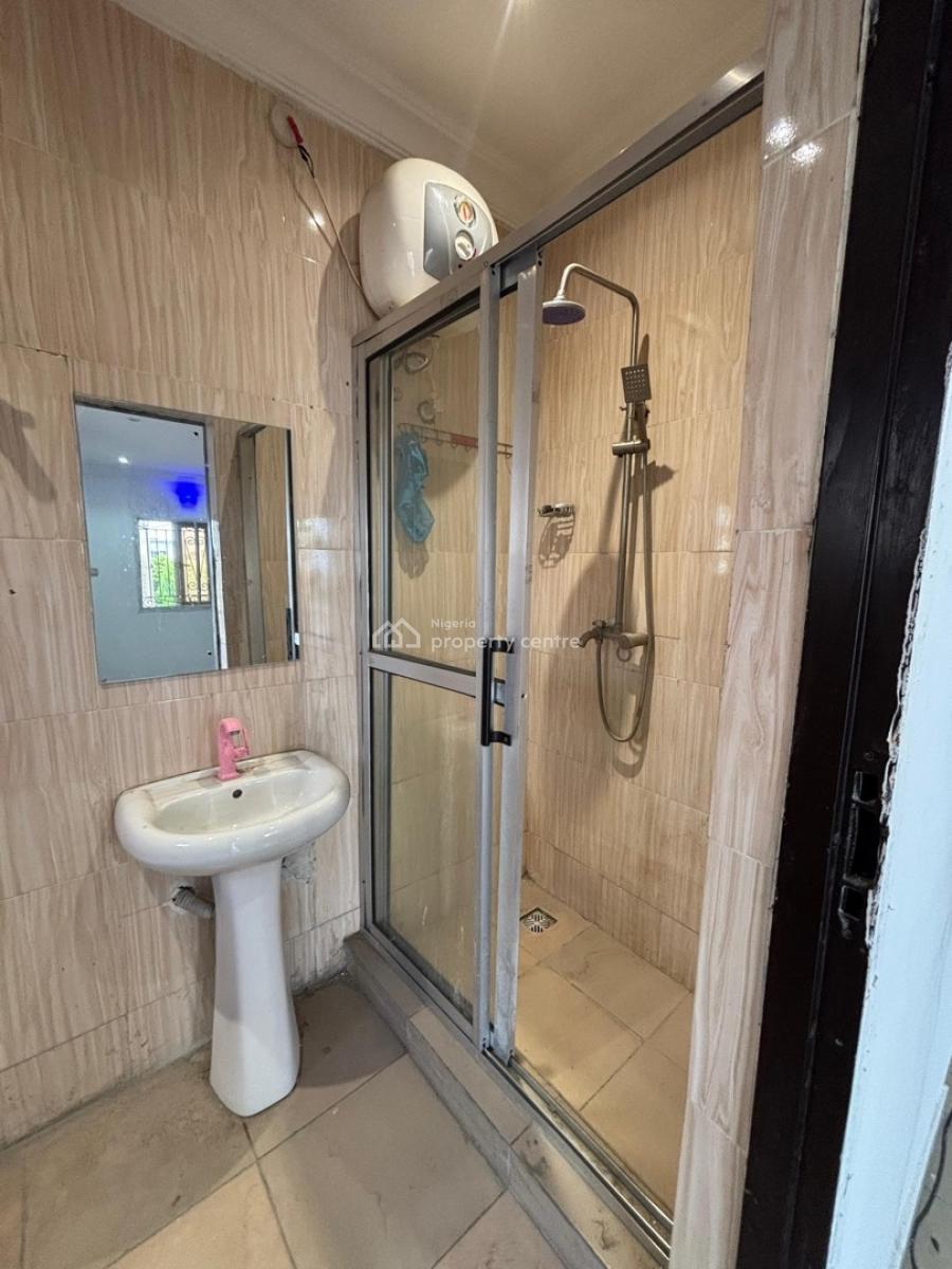 Luxuriously Spacious 3bedroom Flat with Excellent Finishing, 25, Muyiwa Street Thomas Estate Ajah, Ajah, Lagos, House for Rent