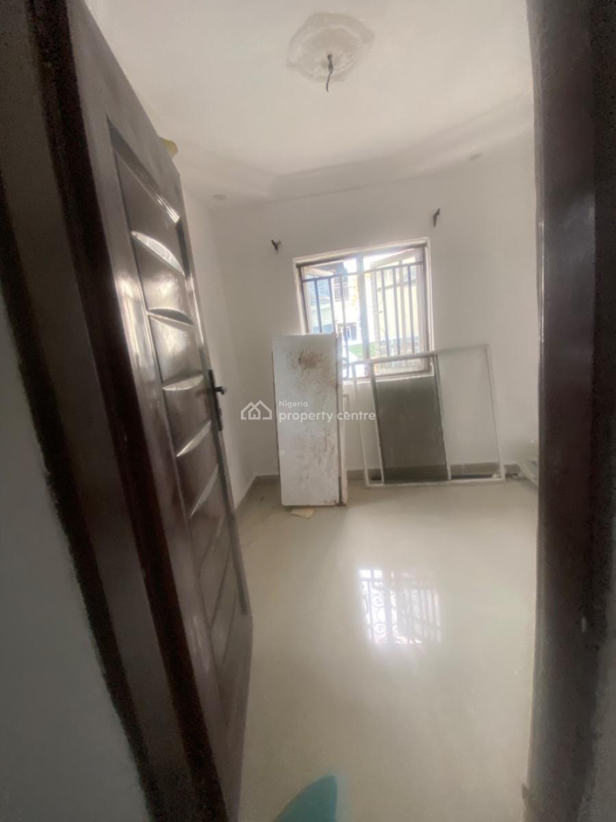 Luxuriously Spacious Mini Flat with Excellent Finishing, 13d, Bayo Street, Abijo, Lekki, Lagos, Mini Flat (room and Parlour) for Rent