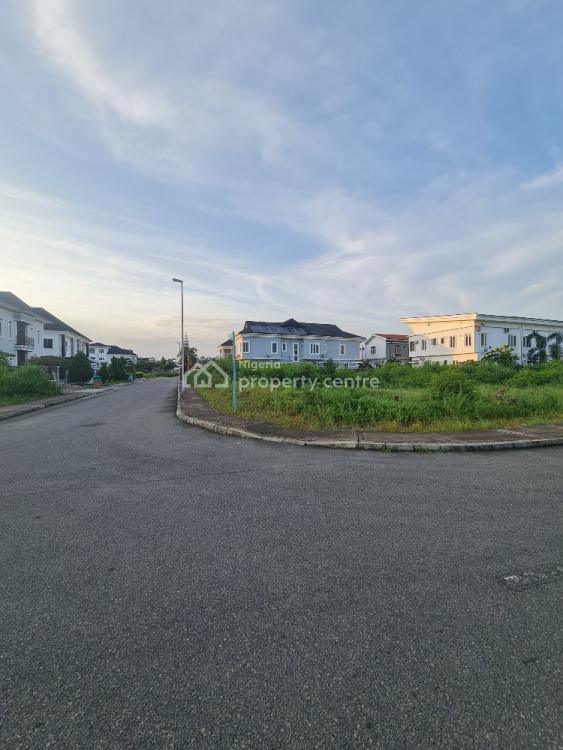 For Sale Corner Piece Land 660 Square Metres, Royal Garden Estate