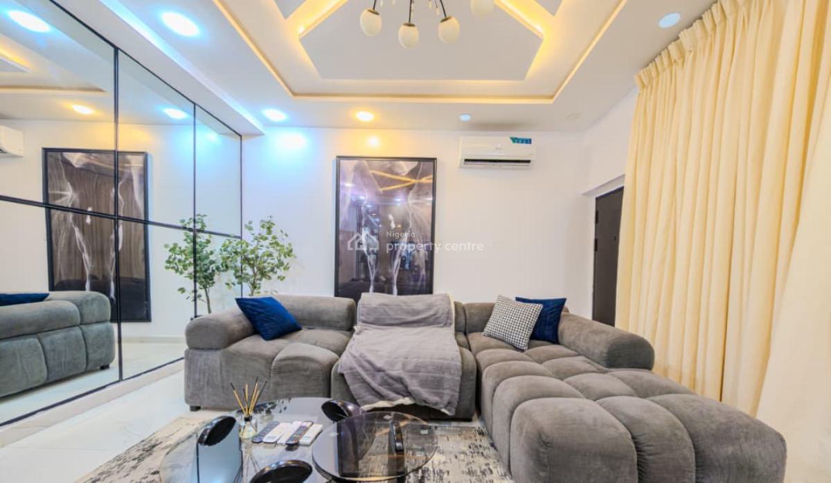 2 Bedroom Luxury Apartment with Ps5 and Private Cinema, Lekki Phase 1, Lekki, Lagos, House Short Let