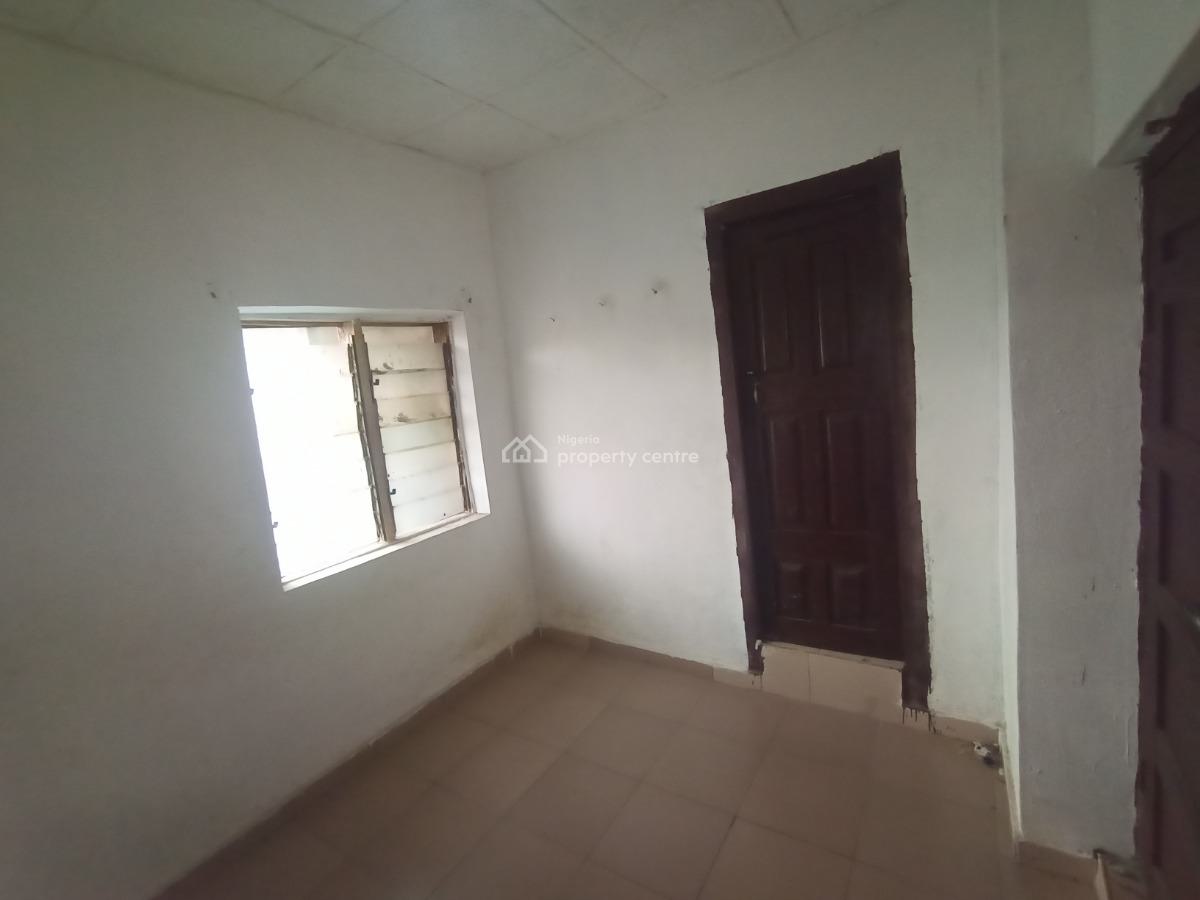Mini Flat, 17b, Fehintolu Street, Off Odogbolu, Ketu, Lagos, Mini Flat (room and Parlour) for Rent