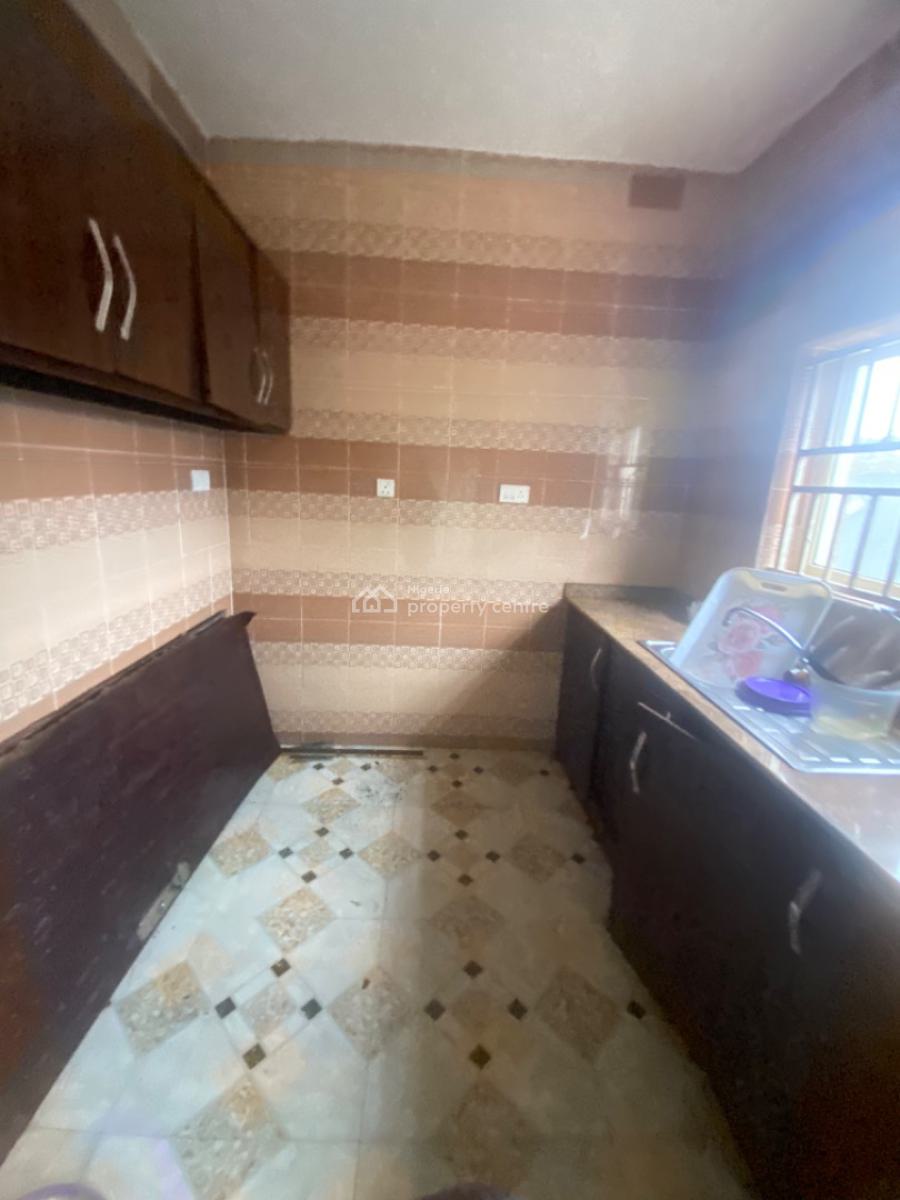 Luxuriously Nice Spacious 2 Bedrooms Apartment with Excellent Finishing, No. 26, Femi Street, Omolola Court, Imalete Alafia, Ibeju Lekki, Lagos, Semi-detached Duplex for Rent