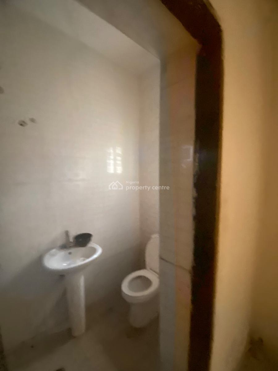 Luxuriously Nice Spacious 2 Bedrooms Apartment with Excellent Finishing, No. 26, Femi Street, Omolola Court, Imalete Alafia, Ibeju Lekki, Lagos, Semi-detached Duplex for Rent