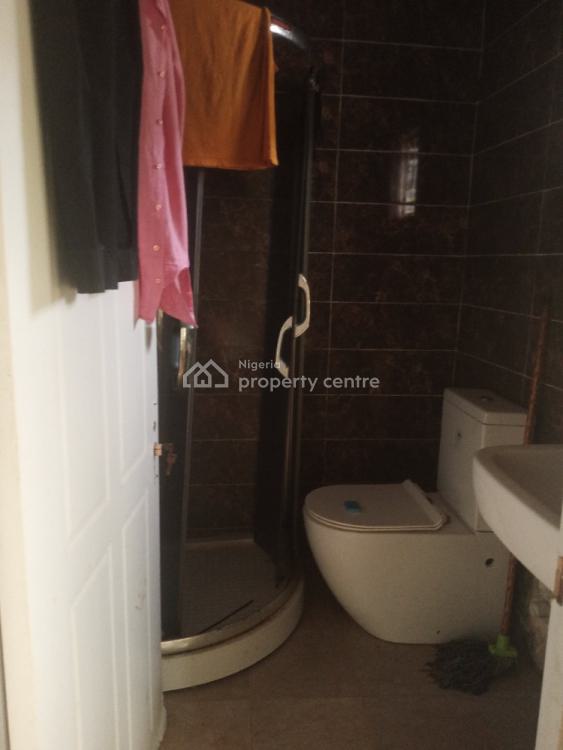 Well Maintained 4 Bedrooms Terrace, Chevron Drive, Lekki, Lagos, Terraced Duplex for Sale