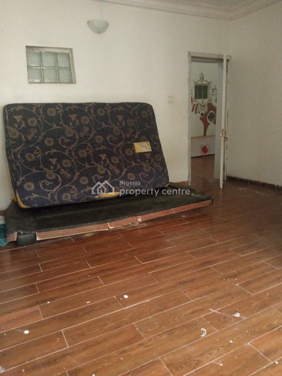 Well Maintained 4 Bedrooms Terrace, Chevron Drive, Lekki, Lagos, Terraced Duplex for Sale