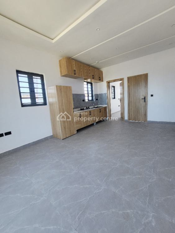 Luxury and Exclusive Beach Apartment, Laguna Beach Resort, Lekki Phase 2, Lekki, Lagos, Flat / Apartment for Sale