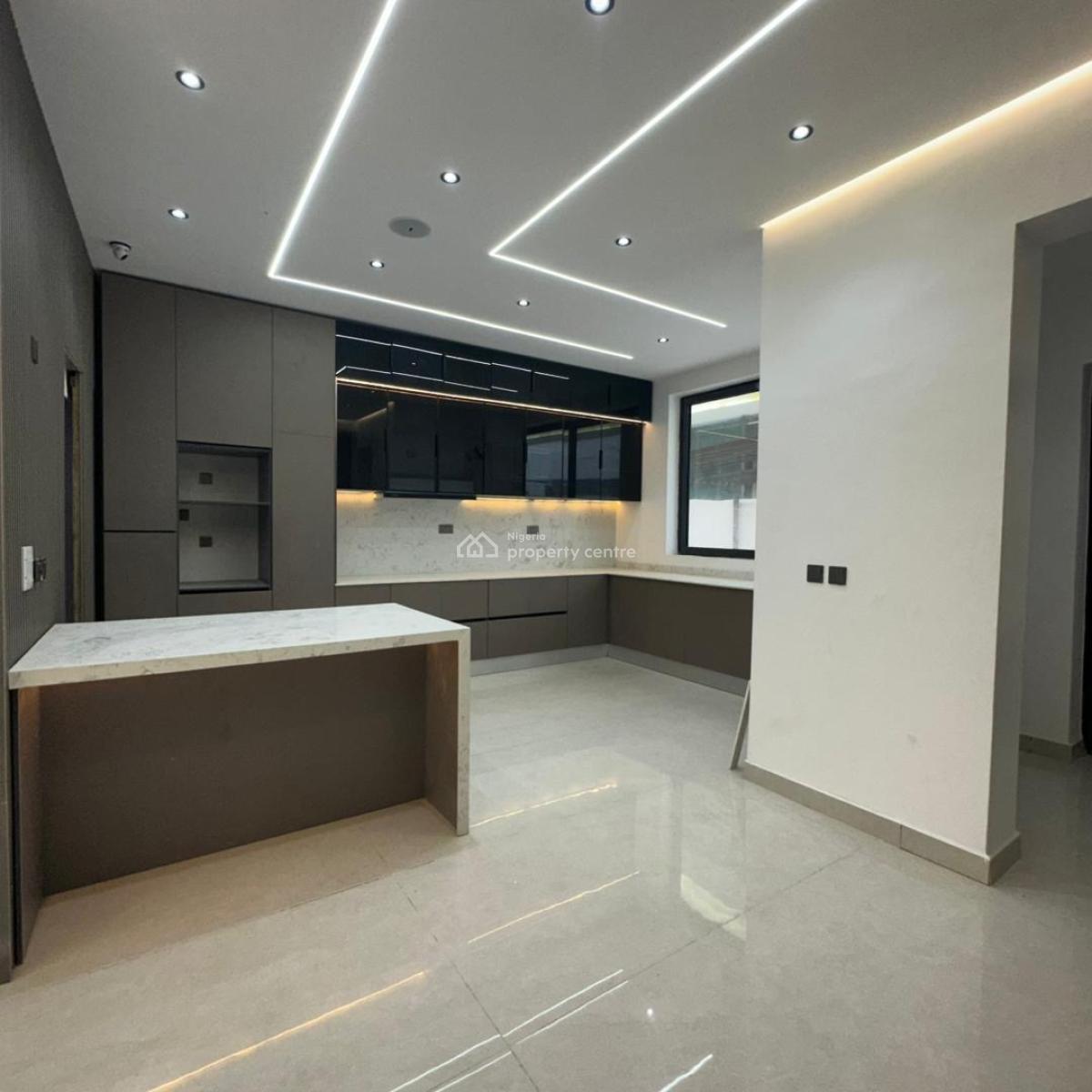 Exquisite 5 Bedeoom with Bq and Swimming Pool, Abraham Adesanya, Lekki, Lagos, Terraced Duplex for Sale