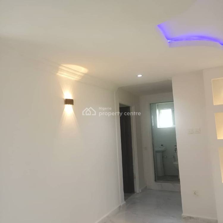 For Rent Luxury 2 Bedroom, By Adetokunbo Ademola Street, Victoria