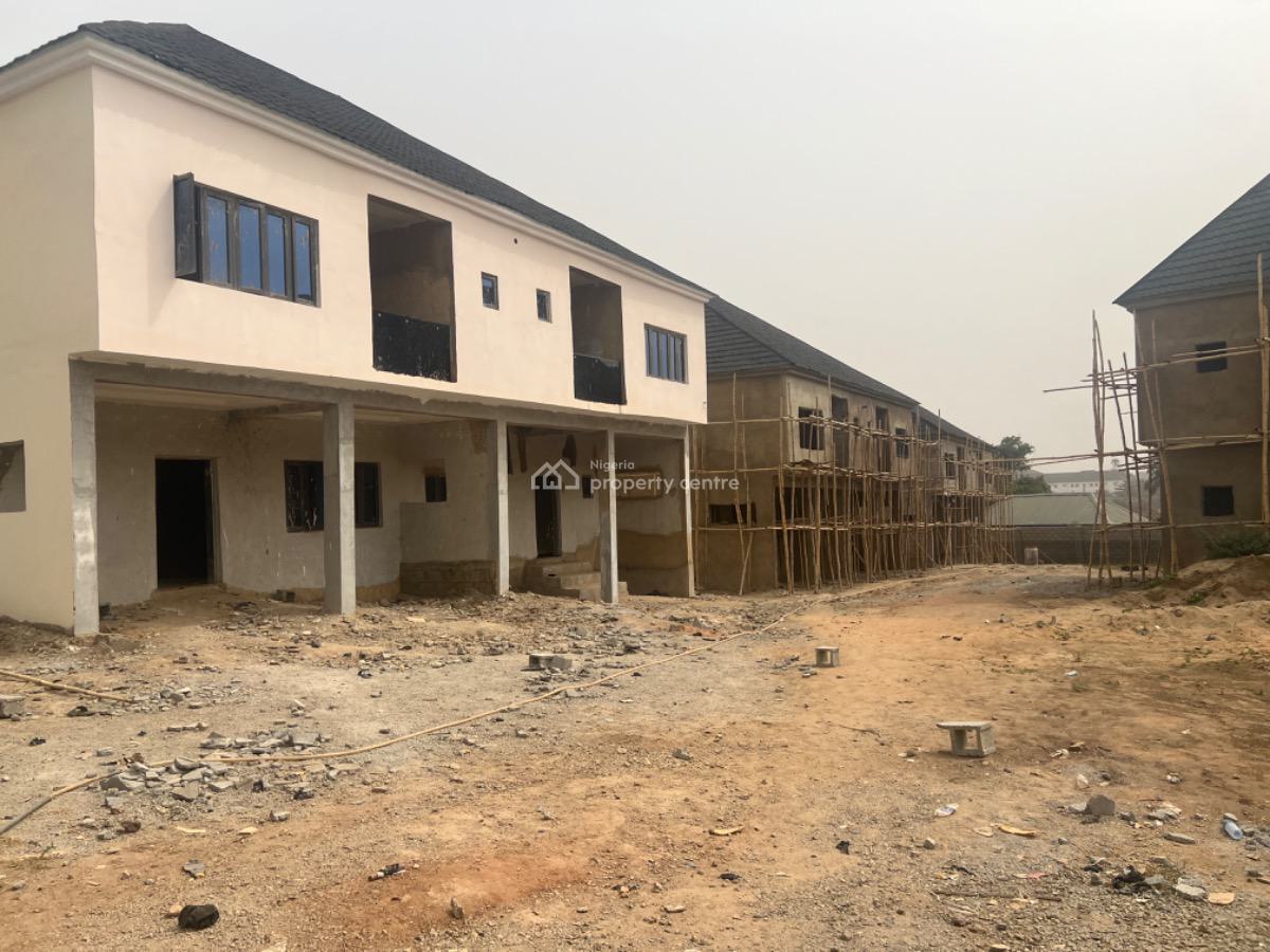 4 Bedrooms Terrace Duplex, Along Jabi Airport Road, Dakibiyu, Abuja, Terraced Duplex for Sale