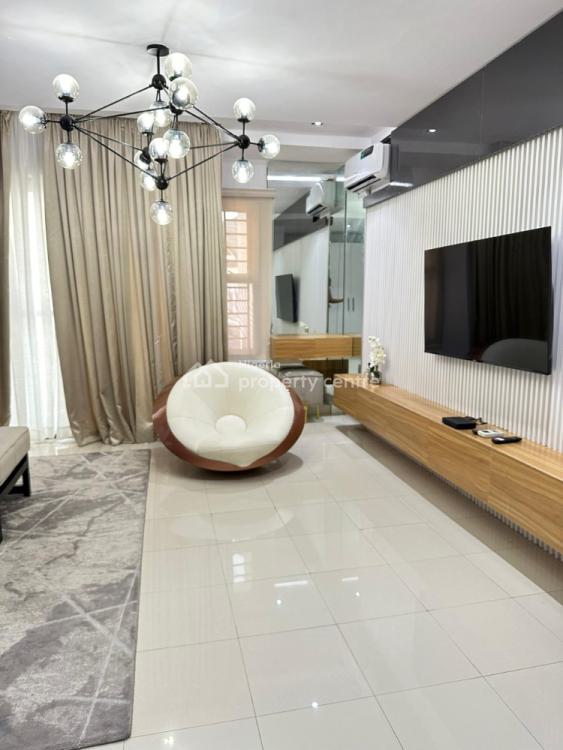 Luxury 2 Bedrooms with Swimming Pool and Gym, Chief Collins, Lekki Phase 1, Lekki, Lagos, Flat / Apartment Short Let