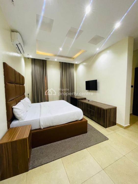 3 Luxurious Bedrooms Apartments, Behind Niike Art Gallery Road, Ikate, Lekki, Lagos, Flat / Apartment Short Let
