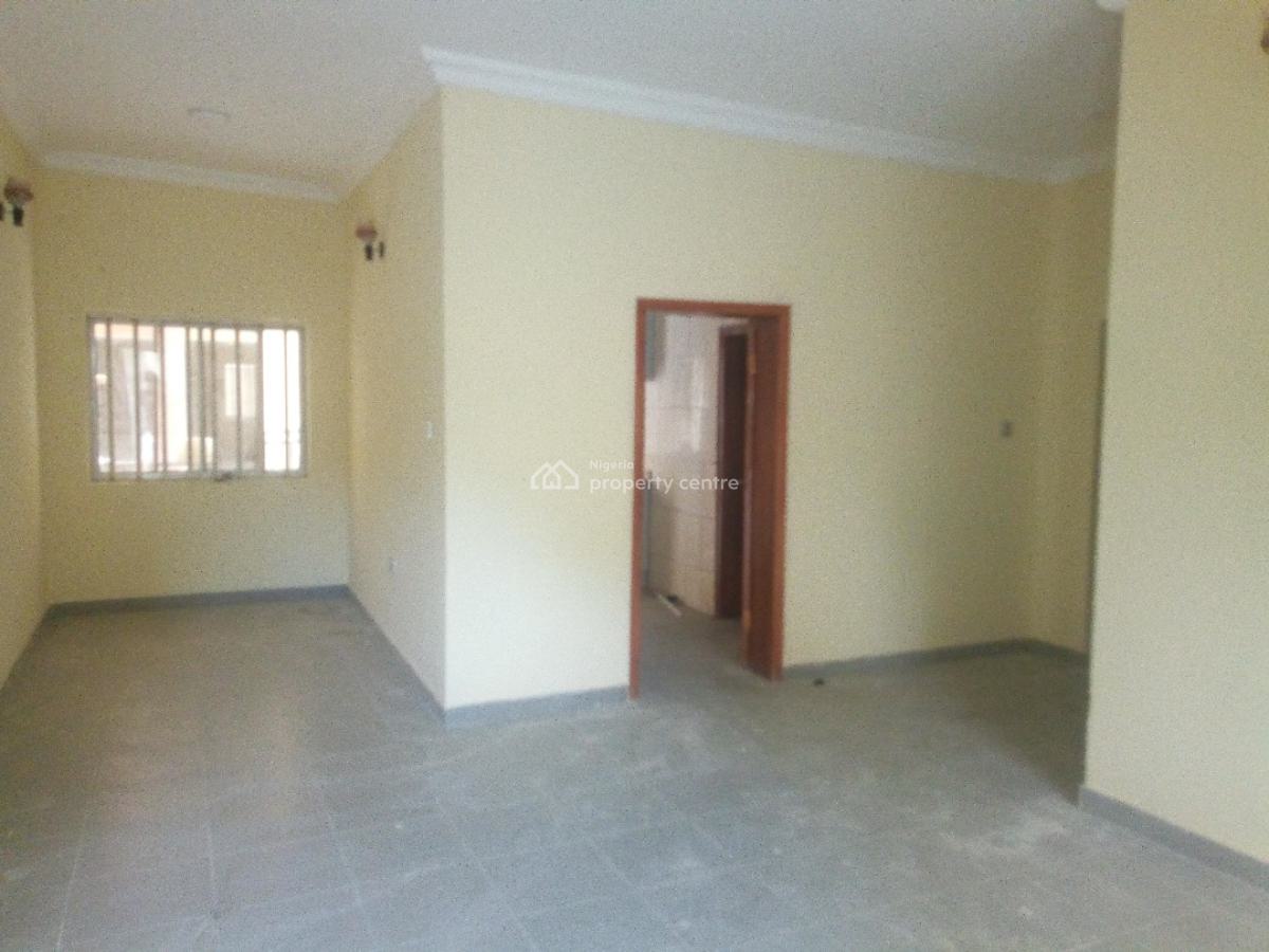 Block of 10 Flats on 2 Plots of Land, Alagomeji, Yaba, Lagos, Block of Flats for Sale