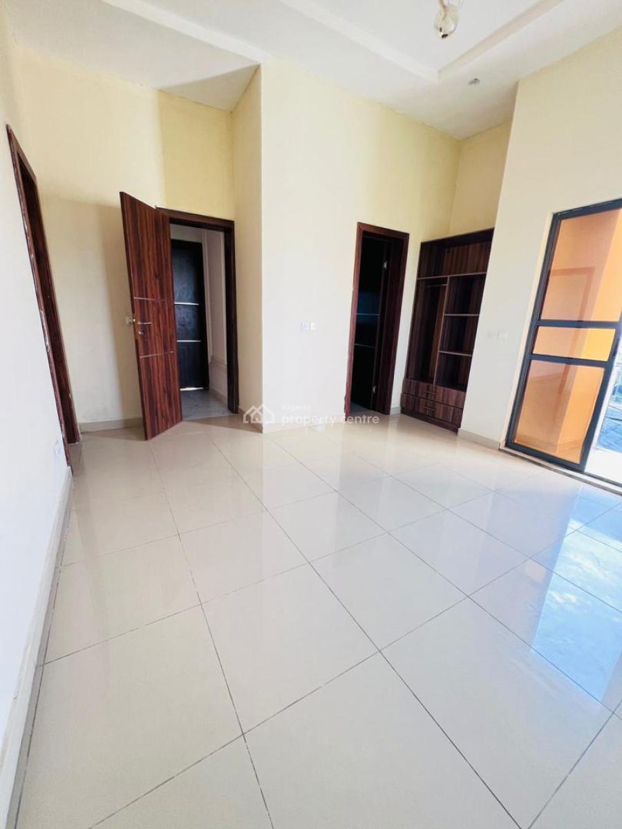 1 Unit Left of Standard Mini Flat with Massive Kitchen & Beach Veiw, Roundabout, Okun-ajah, Ajah, Lagos, Mini Flat (room and Parlour) for Rent